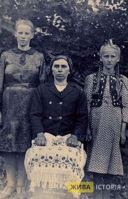 Родина з с. Жабокруки Бібрецького повіту Львівського воєводства