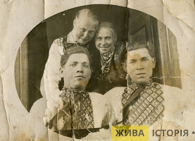 Сім'я Хім'як, с. Новосілки Гостинні Рудківського повіту Львівського воєводства
