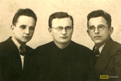 Крайній справа Юліан Семкович, м. Львів