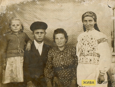 Родина Феликів на засланні, Омська область, РРФСР