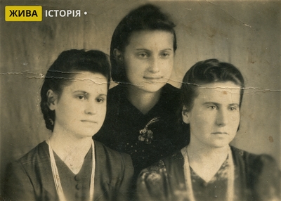Анна Паляниця, Ольга Ярмуш та Марія Гриб (у заміжжі Віслапуу), м. Львів