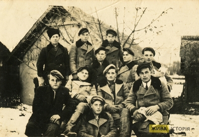 Учасники Руху Опору з с. Войславичі, крайзе Камінка-Струмилова, дистрикт Галичина, 1942 рік